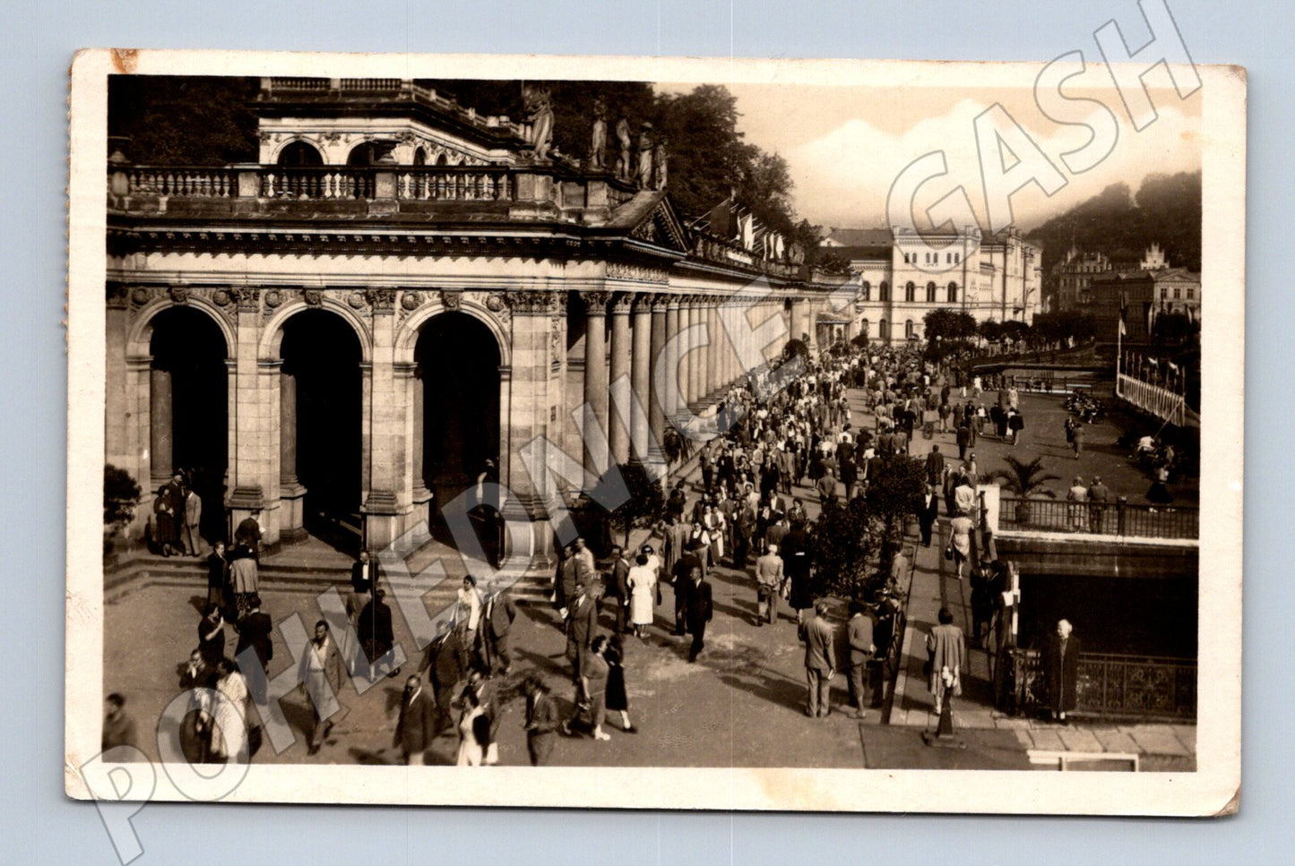Pohlednice Karlovy Vary kolonáda (M20505)