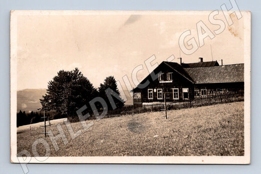 Pohlednice chata U Švarné Hanky Gruň Beskydy 1948 (M20544)