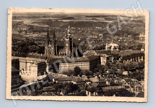 Pohlednice Praha Hradčany a katedrála sv Víta 1947 (M20591)