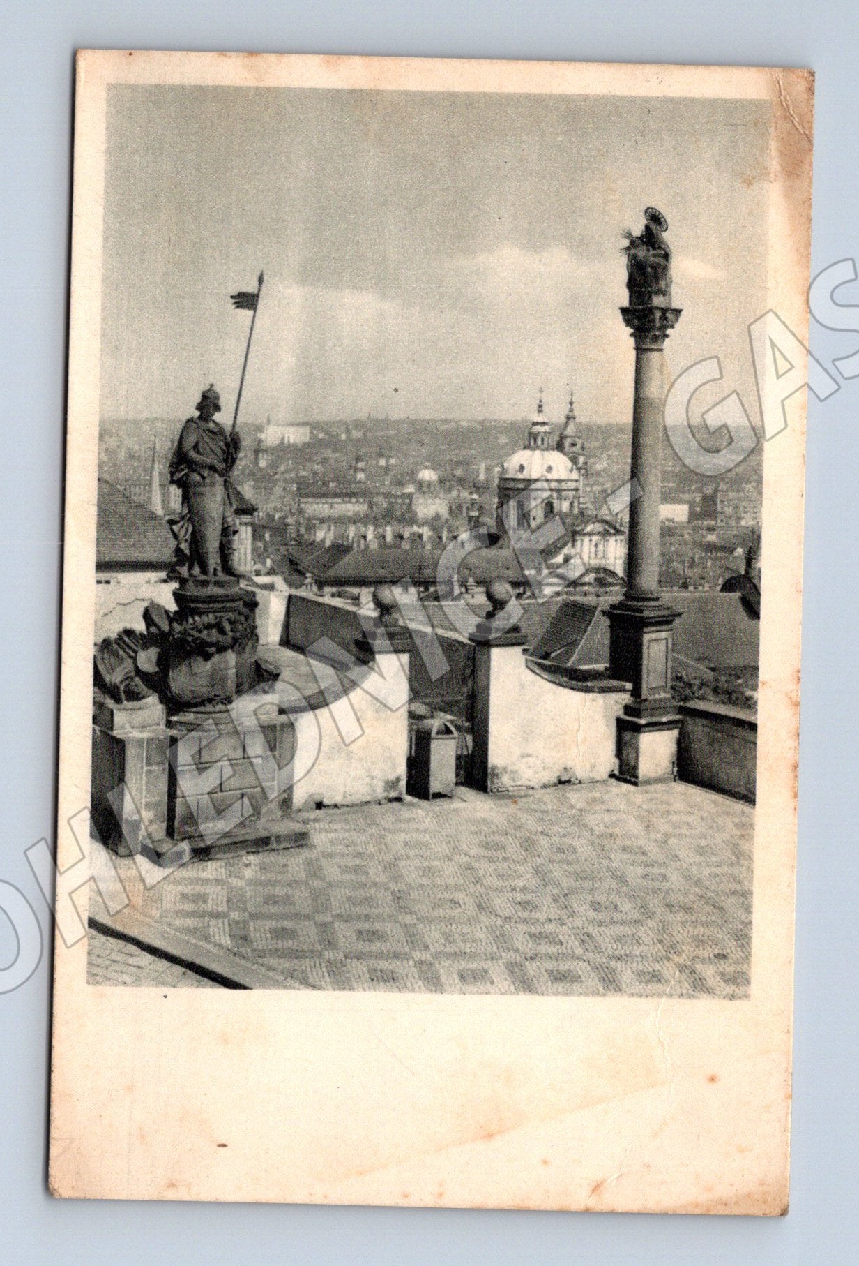 Pohlednice Praha panorama Hradčany 1945 (M20602)