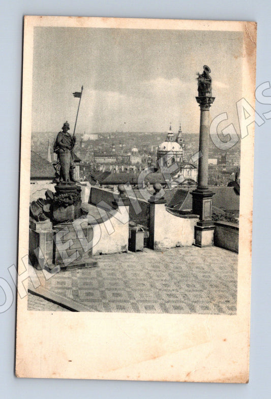 Pohlednice Praha panorama Hradčany 1945 (M20602)