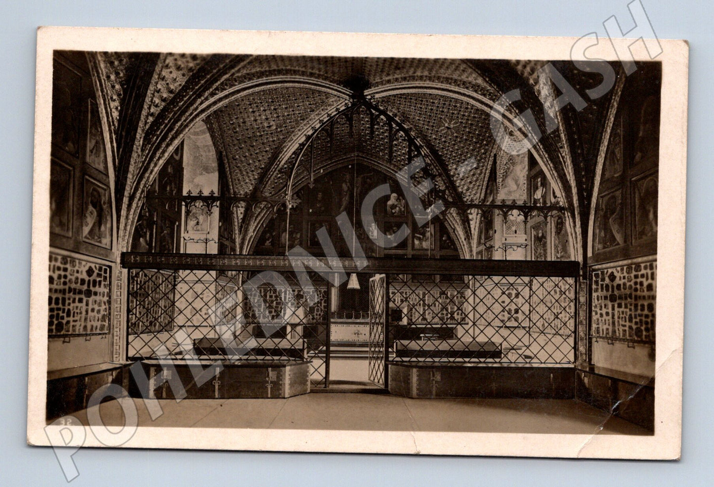 Pohlednice Karlštejn kaple sv Kříže interiér (M20656)