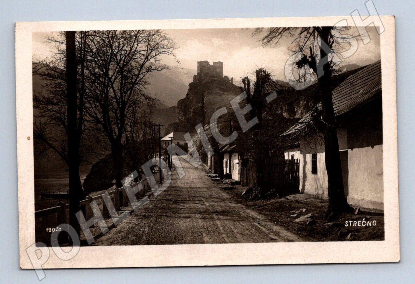 Pohlednice hrad Strečno Slovensko (M20687)