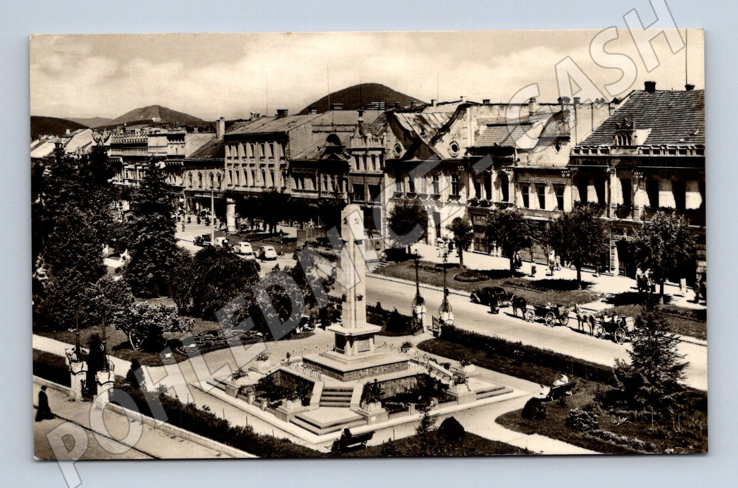 Pohlednice Prešov pomník hrdinov ČA (M20704)