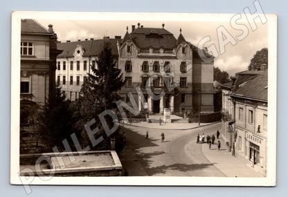 Pohlednice Žilina Leninova ulice gymnázium (M20734)