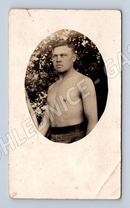 Pohlednice portrét mladého muže věnování 1921 (M20805)
