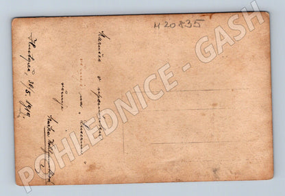 Pohlednice skupina v krojích Hustopeče 1919 (M20835)