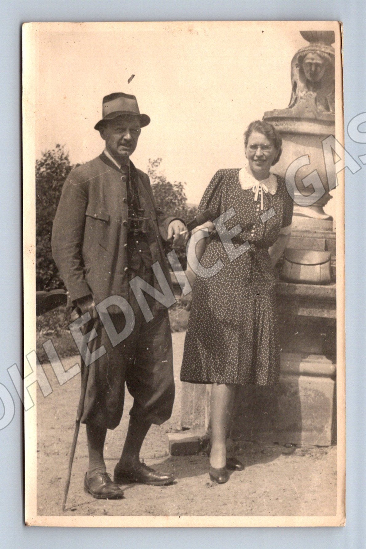 Pohlednice lidový kroj etnografie Voigtländer (M20873)