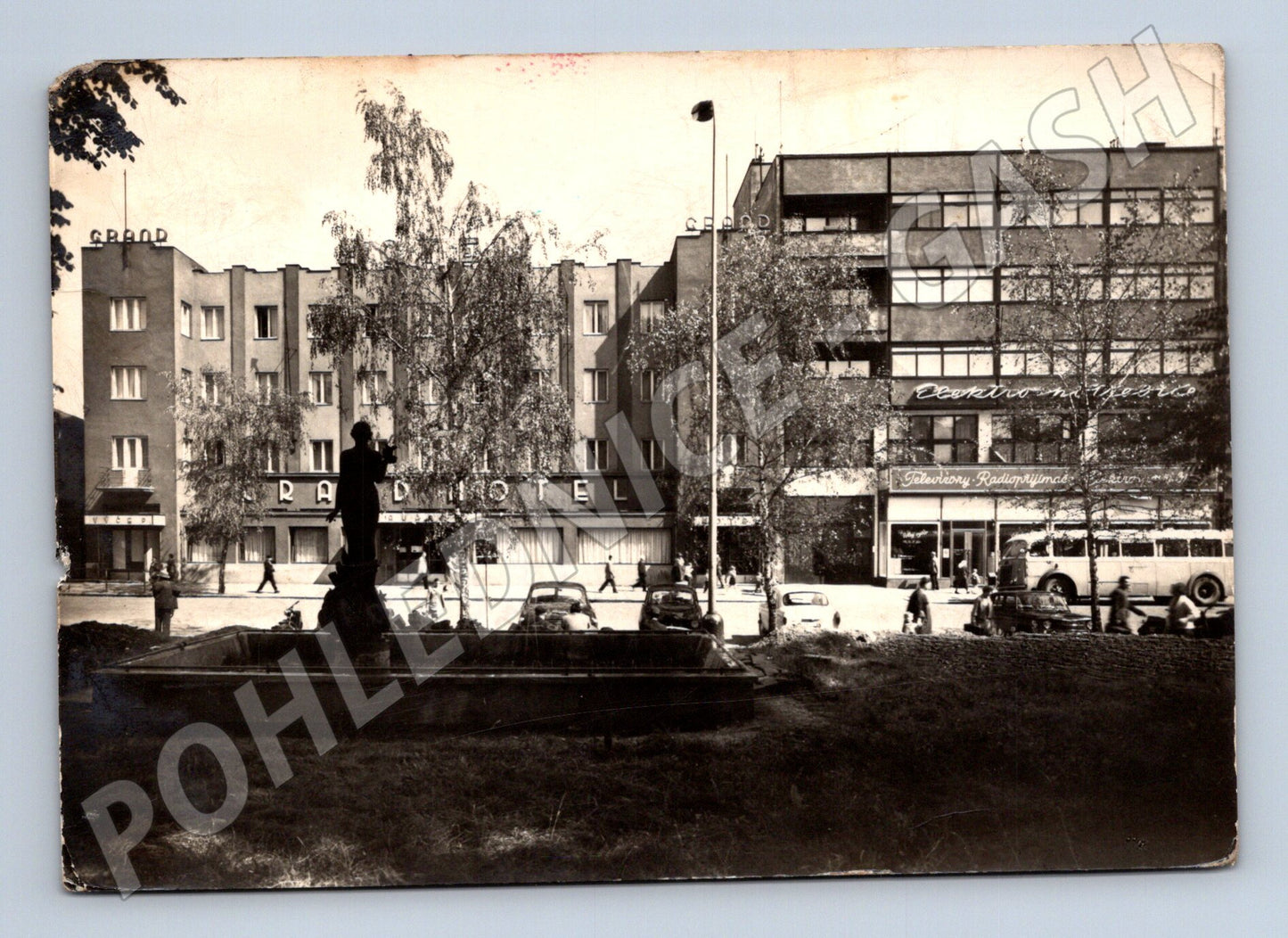 Pohlednice Přerov Husova třída Grandhotel 1960 (M21816)