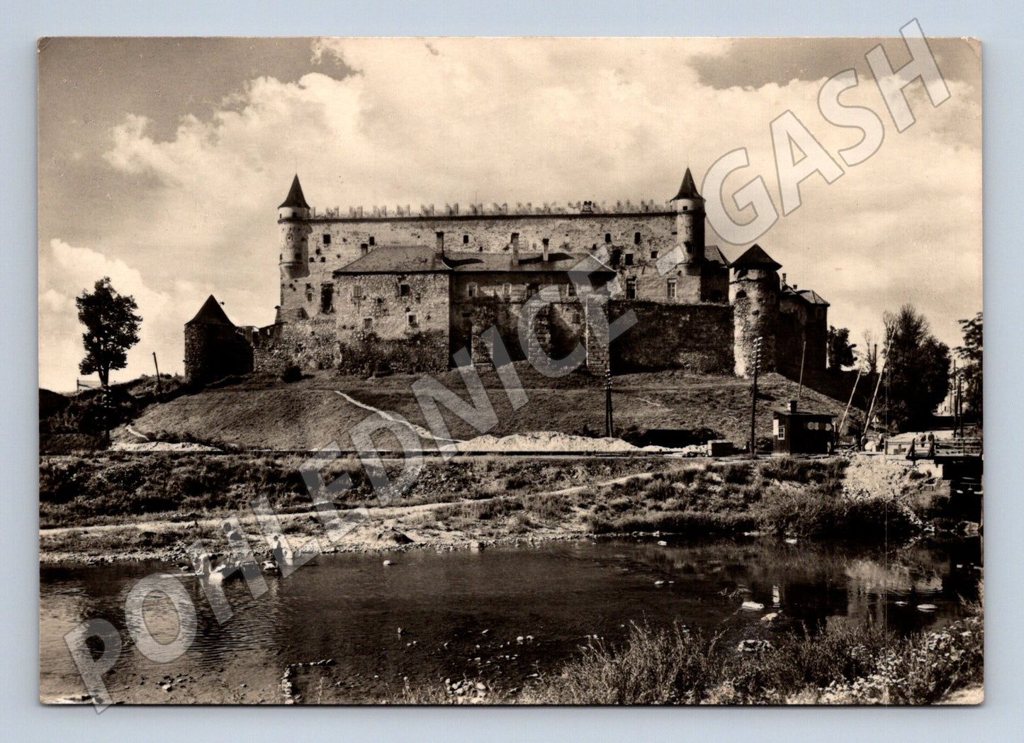 Pohlednice Slovensko Zvolenský zámok 195x (M22030)