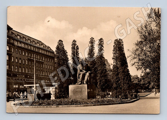 Pohlednice Slovensko Bratislava Hviezdoslavov pomník (M22067)