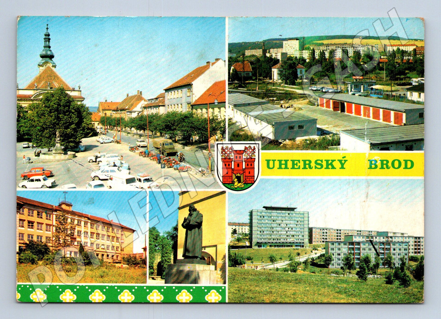 Pohlednice Uherský Brod náměstí sídliště 1985 (M22779)