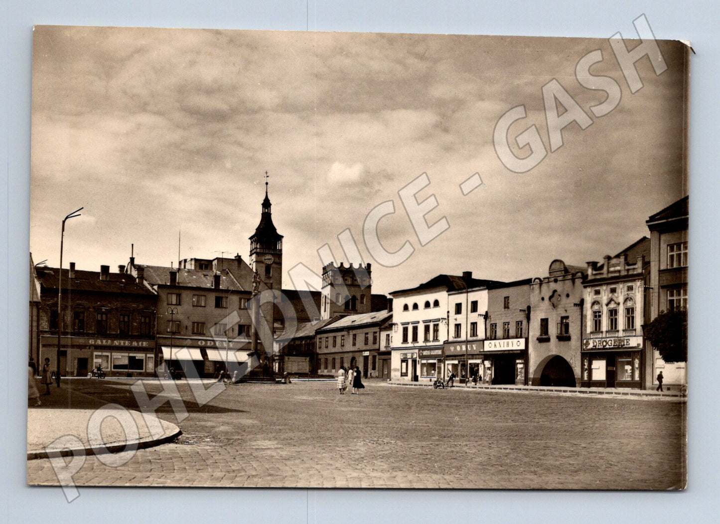 Pohlednice Lipník nad Bečvou náměstí 1957 (M22863)