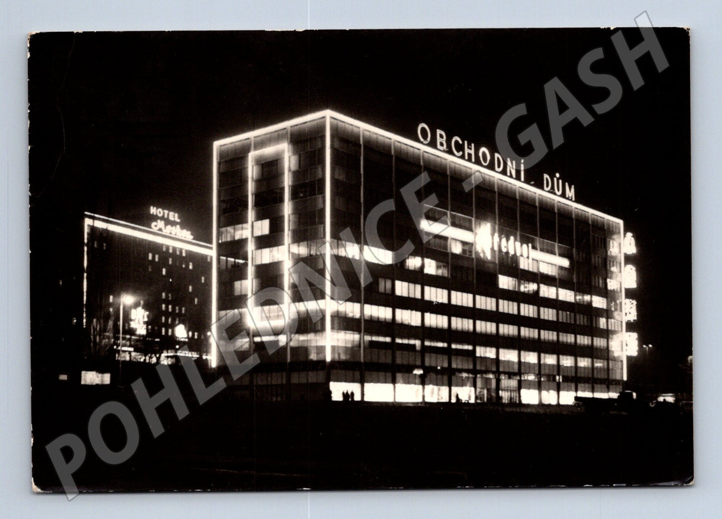 Pohlednice Gottwaldov Obchodní dům Moskva 1969 (M22869)