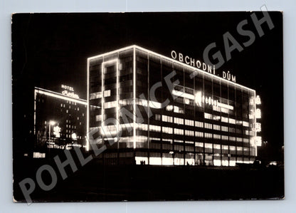 Pohlednice Gottwaldov Obchodní dům Moskva 1969 (M22869)
