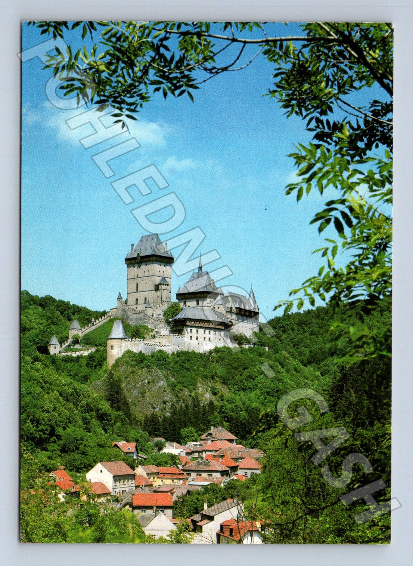 Pohlednice Karlštejn hrad a vesnice (M22986)