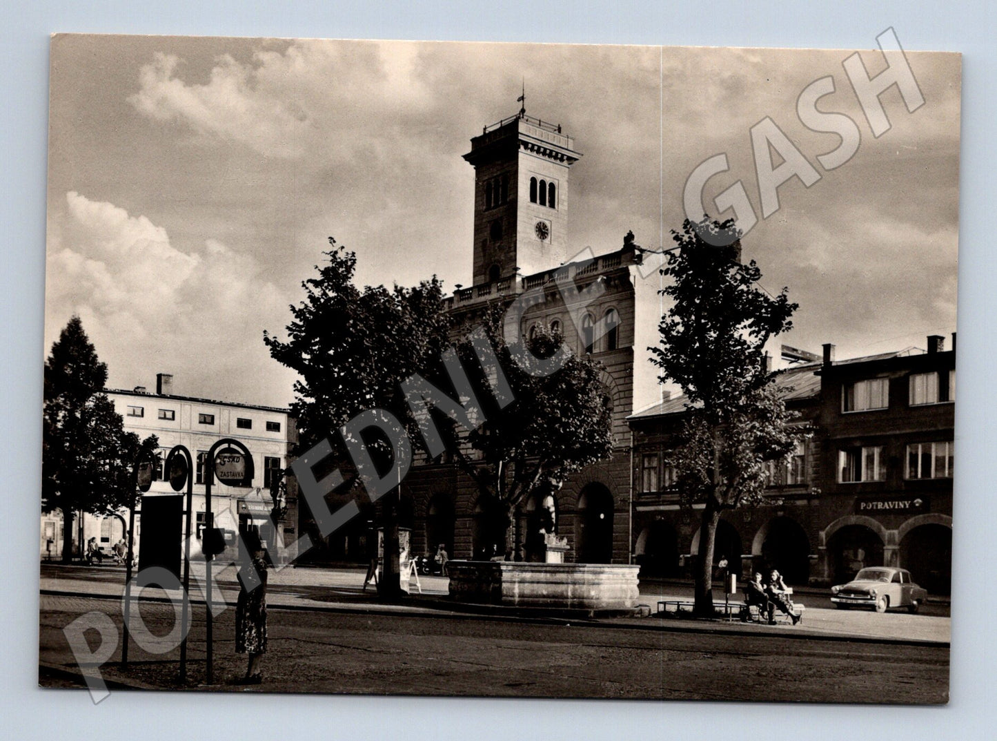 Pohlednice Frenštát pod Radhoštěm náměstí Míru radnice (M24157)