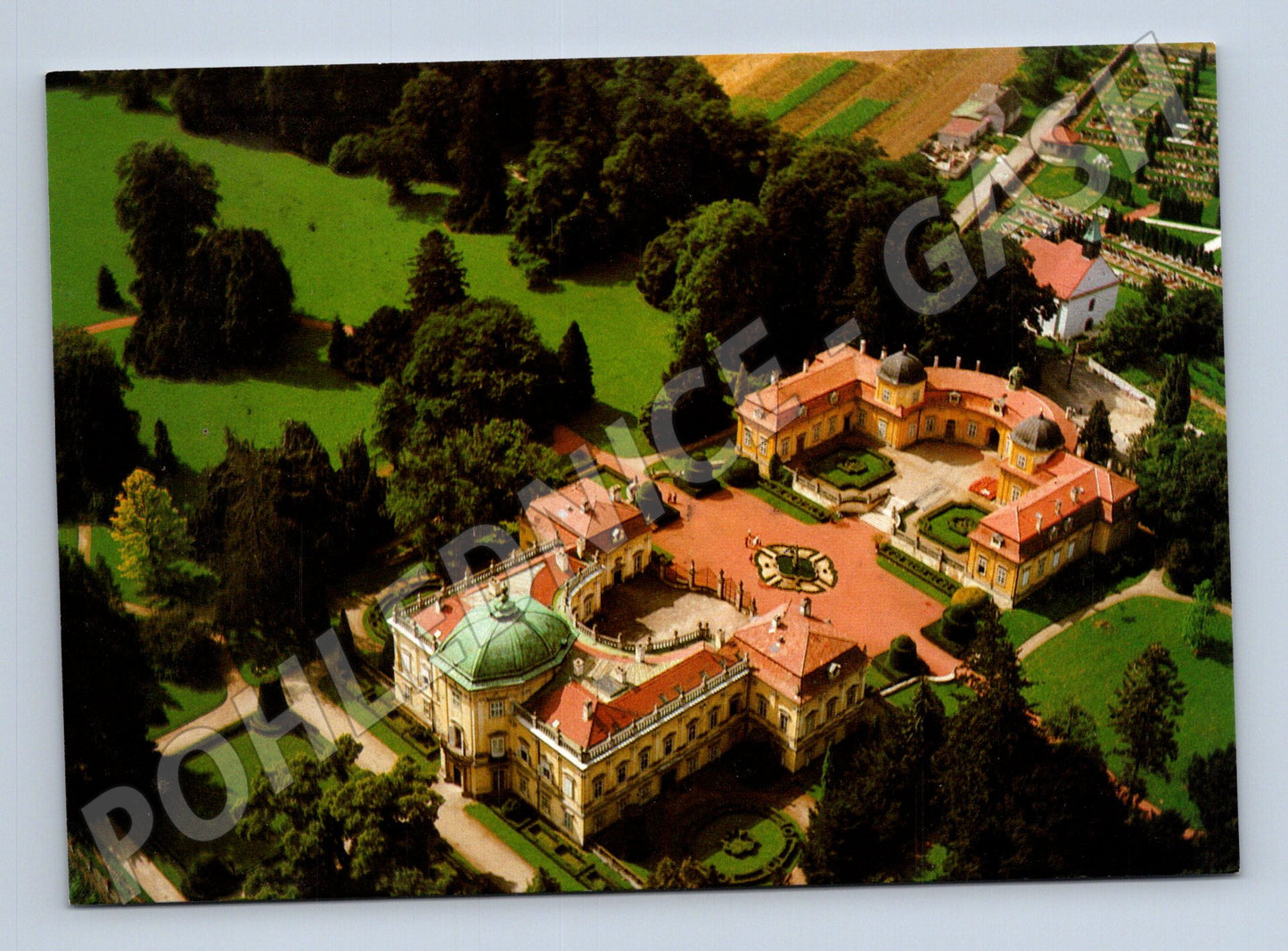 Pohlednice Buchlovice zámek letecký pohled (M24216)