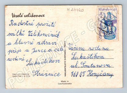 Pohlednice Velikonoce panenka s kraslicemi (M24420)