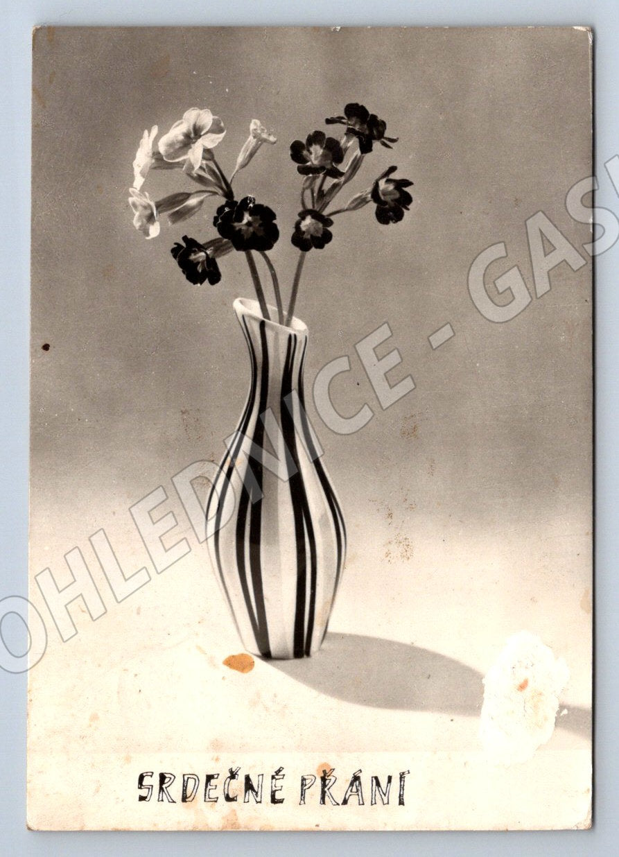 Heartfelt wishes flower vase 1966 ethnography (M2492)