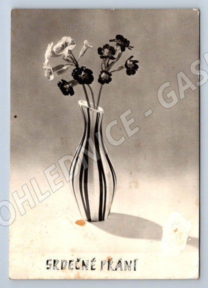 Heartfelt wishes flower vase 1966 ethnography (M2492)