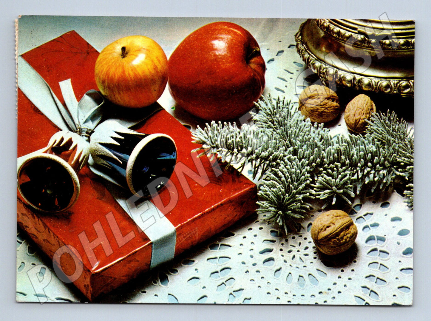 Pohlednice vánoční motiv jablka dárky 1977 (M25046)