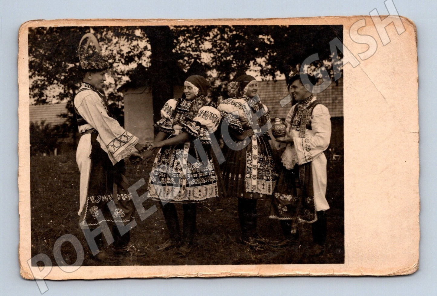 Pohlednice lidové kroje etnografie 1948 (M25438)