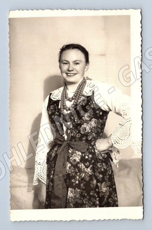 Stará fotografie žena v kroji 1964 (M25440)