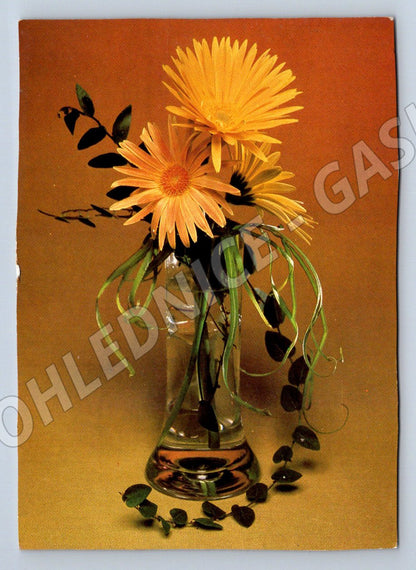 Postcard yellow flowers in a vase painting (M2558)