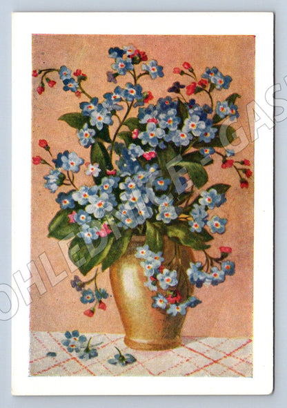 Postcard bouquet and Russian text (M2581)