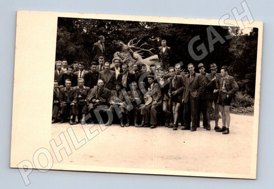 Pohlednice skupinová fotografie mužů (M26176)