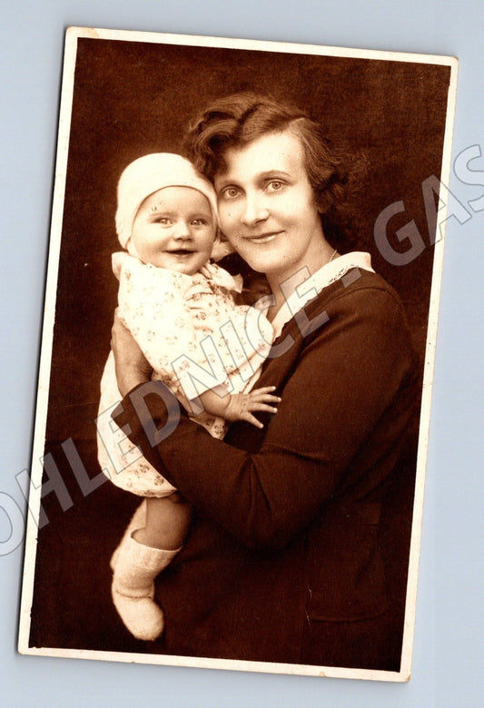 Pohlednice žena s dítětem Zdenička 1931 (M26215)