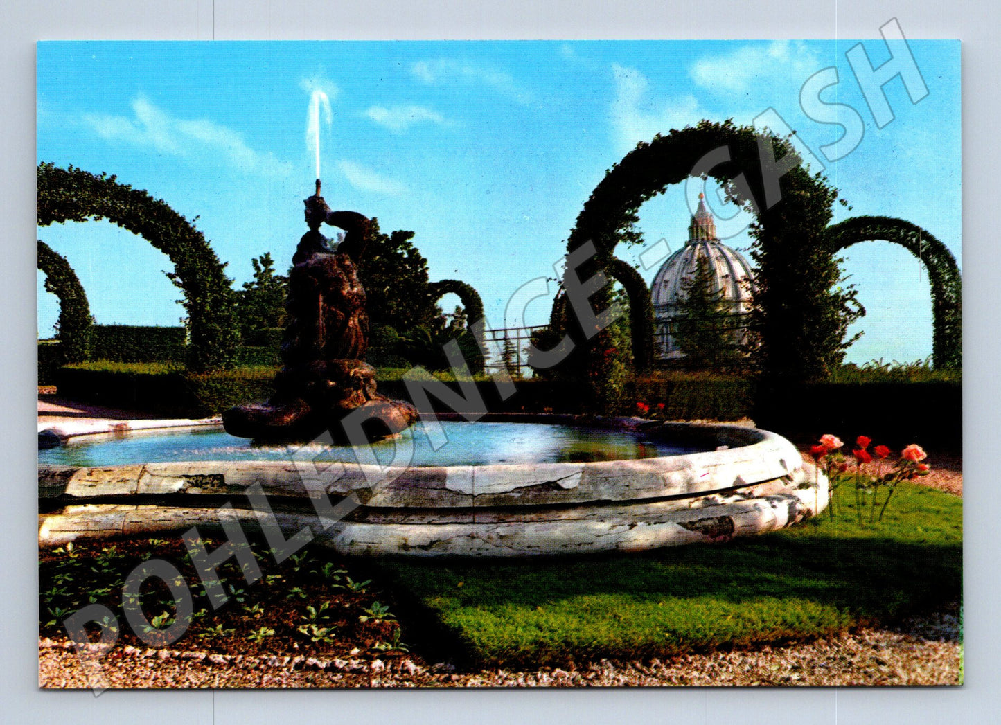 Pohlednice Vatikán Giardini Vaticani fontána 1971 (M26588)