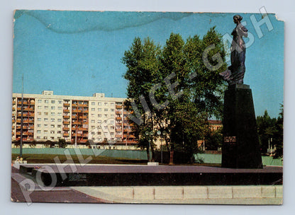 Pohlednice Ukrajina Kyjev Památník Lesi Ukrainky 1976 (M26614)