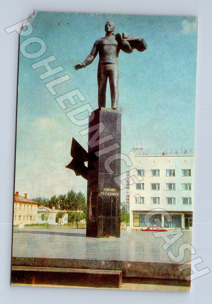 Pohlednice Rusko památník Jurije Gagarina 1980 (M26815)