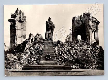 Pohlednice Německo Drážďany Lutherův pomník ruiny 1985 (M26833)