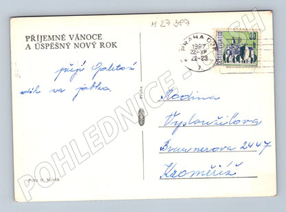 Pohlednice Praha zimní noc osvětlené stromy 1967 (M27387)