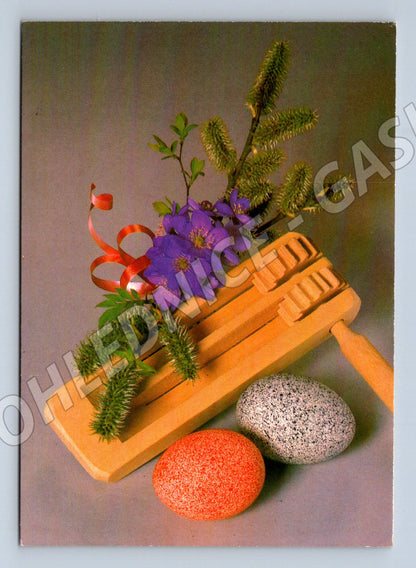 Pohlednice Velikonoční motiv chrastítko vajíčka 1989 (M27619)
