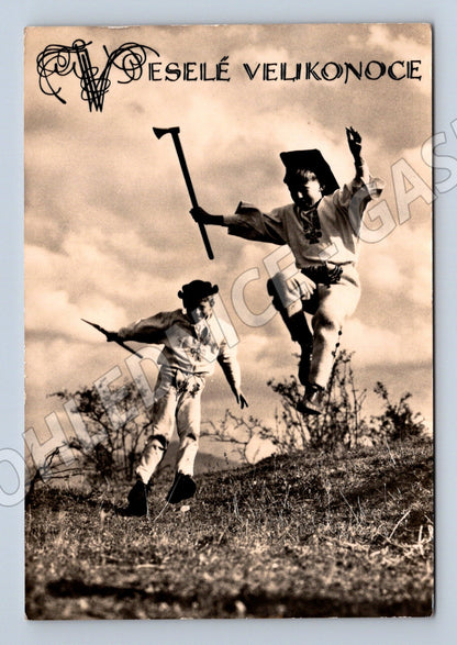 Pohlednice Veselé Velikonoce muži v krojích 1940s (M27710)