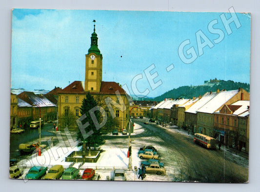 Pohlednice Sušice náměstí s radnicí zima 1974 (M27765)