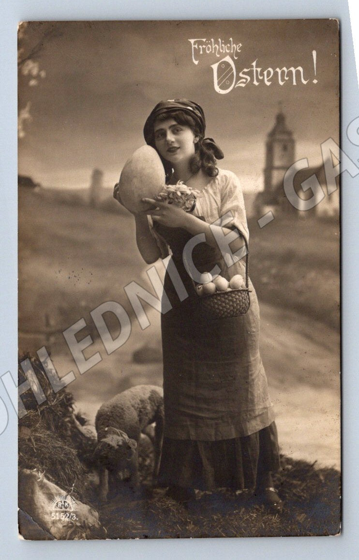 Postcard Easter woman and lamb Austria Hungary (M2778)
