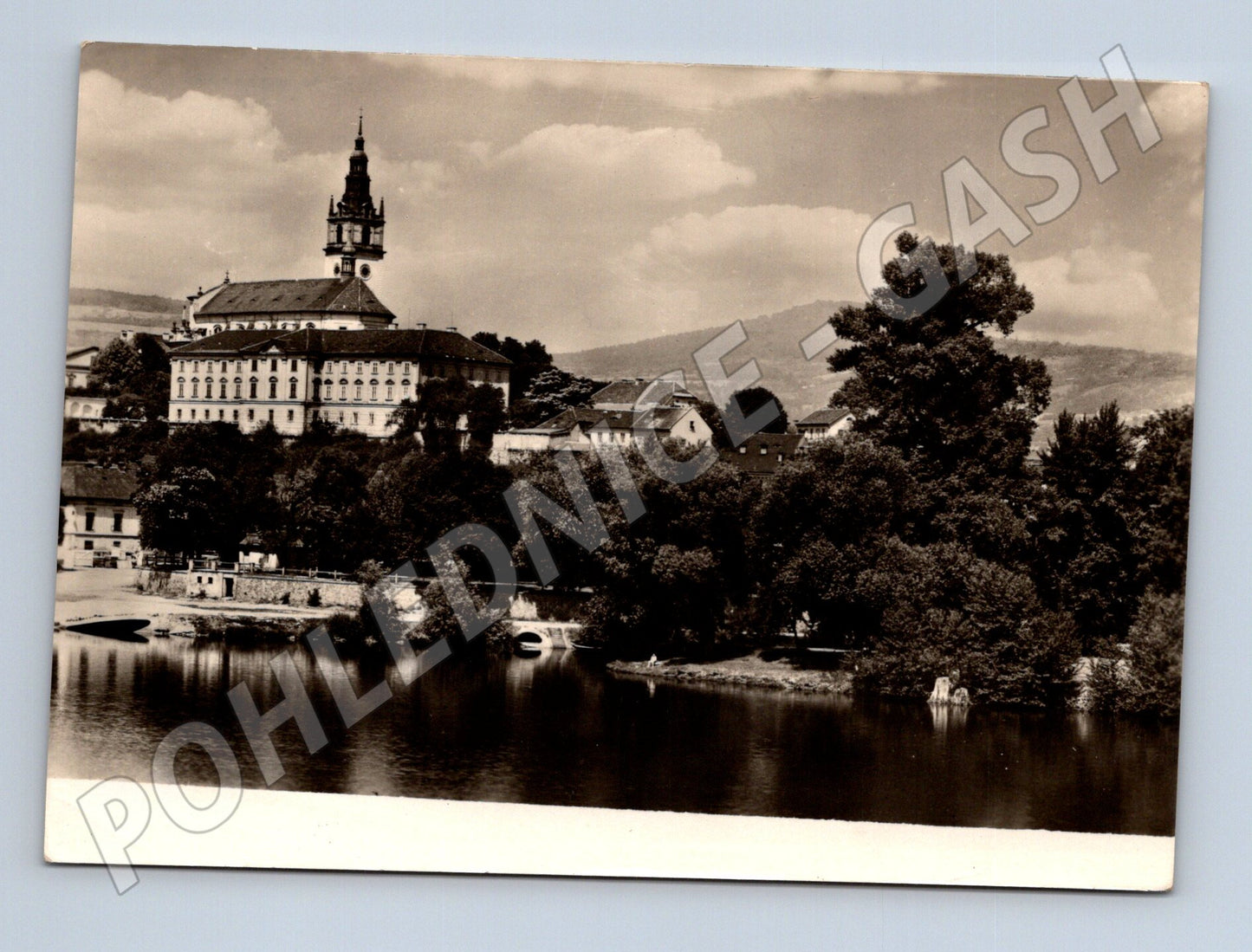 Pohlednice Litoměřice pohled na město a vodu 1957 (M28195)