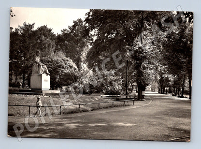 Pohlednice Krnov pomník Bedřicha Smetany 1944 (M28201)