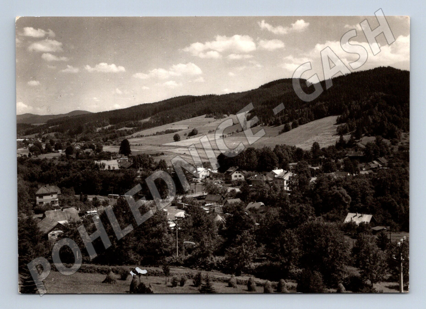 Pohlednice Velké Karlovice historický střed obce (M28203)