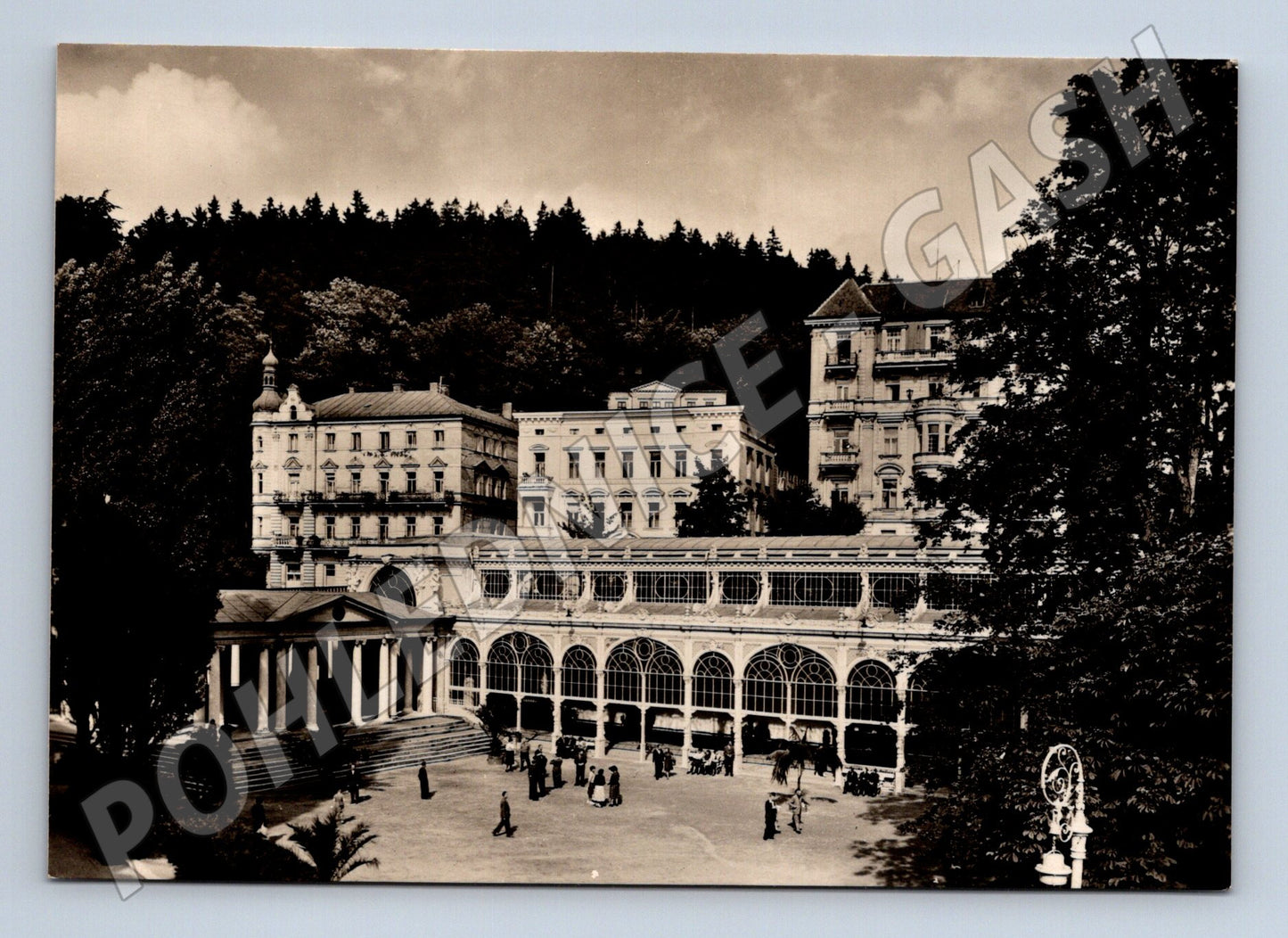 Pohlednice Mariánské Lázně Kolonáda Maxima Gorkého (M28228)