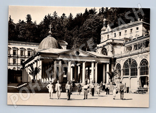 Pohlednice Mariánské Lázně Křížový pramen kolonáda (M28229)