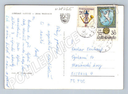 Pohlednice Střelské Hoštice krajina se stohy sena cca 1940 (M28265)