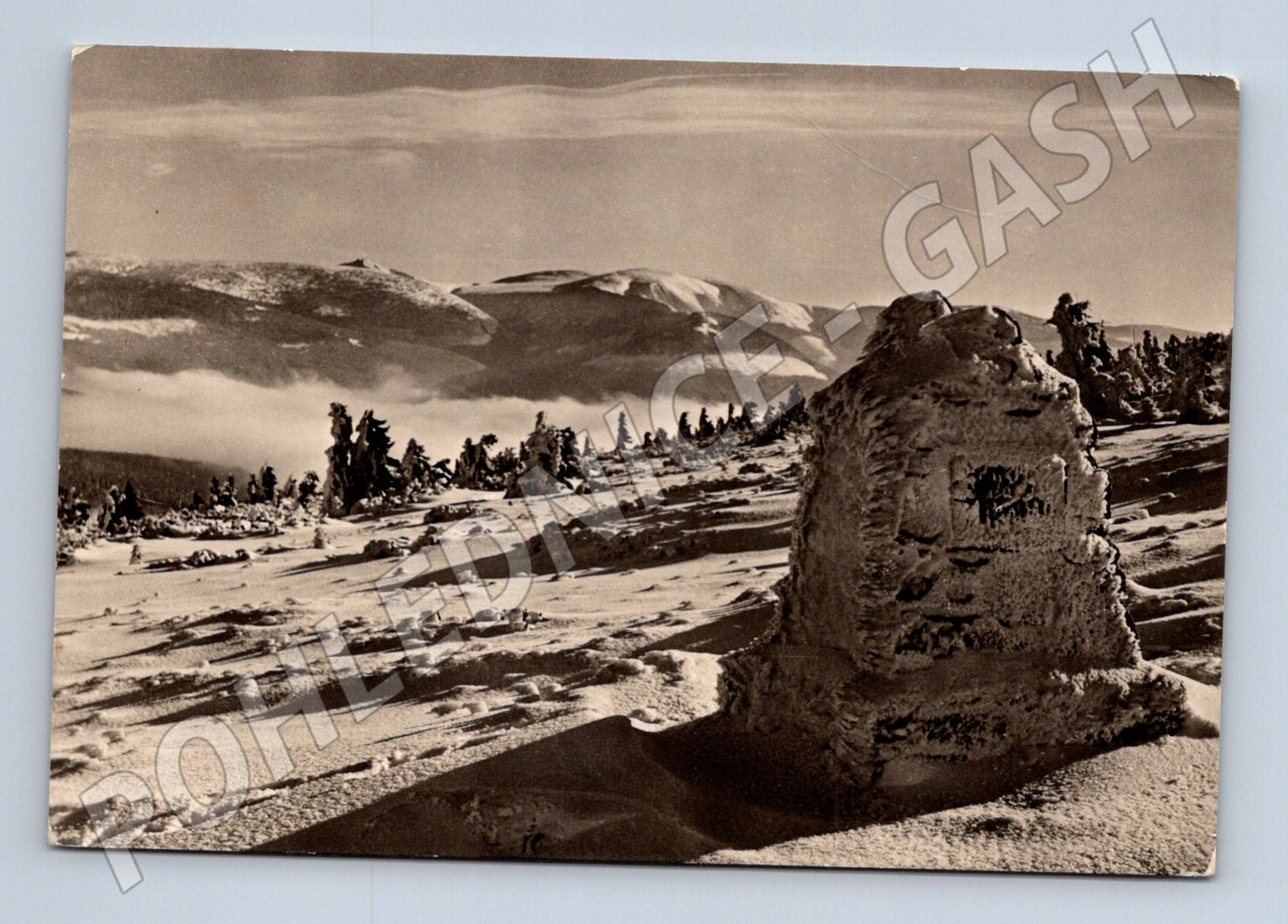 Pohlednice Krkonoše Hanova mohyla zima 1962 (M28315)