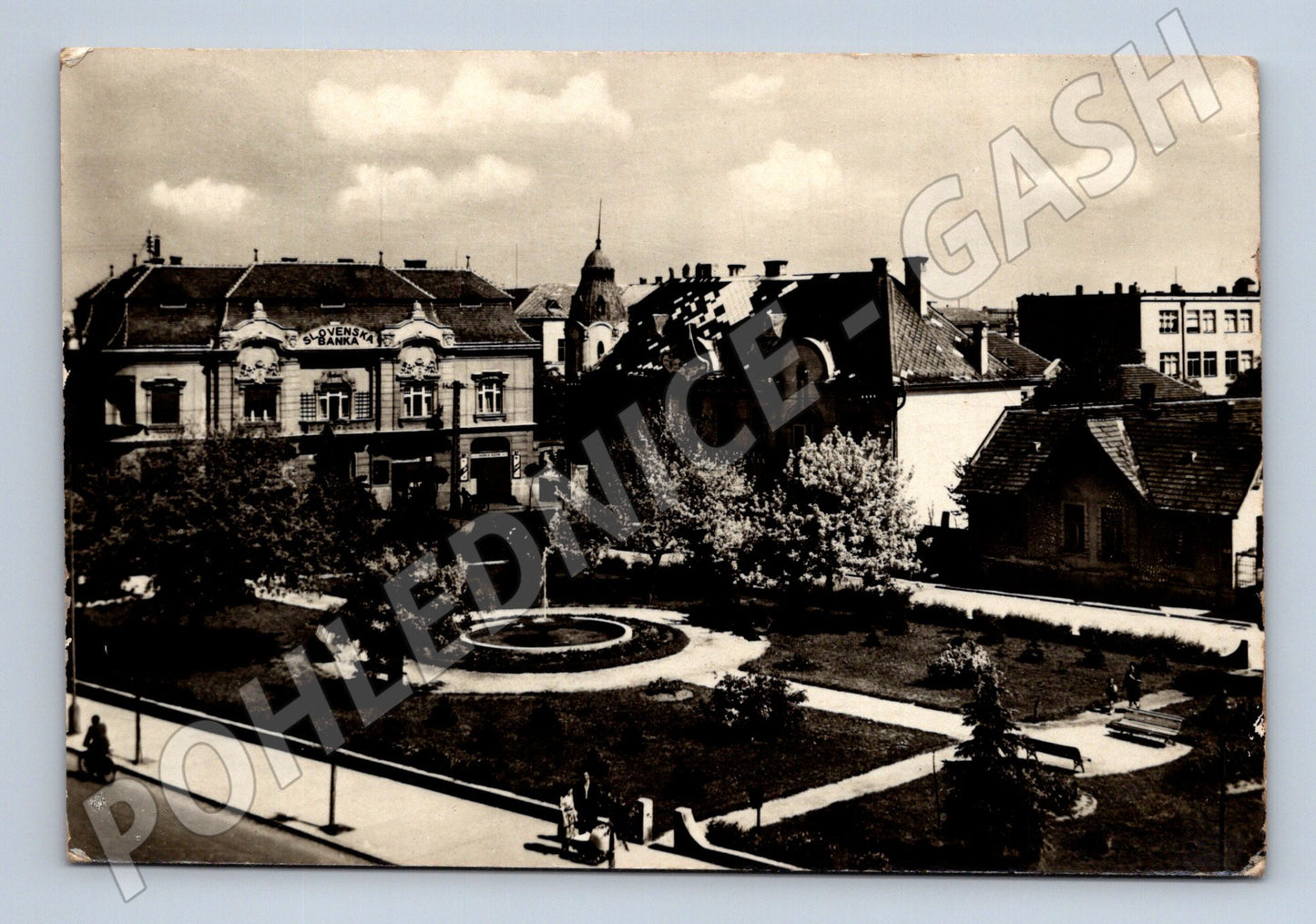 Pohlednice Slovensko Trnava park Slovenská banka 1919 (M28527)