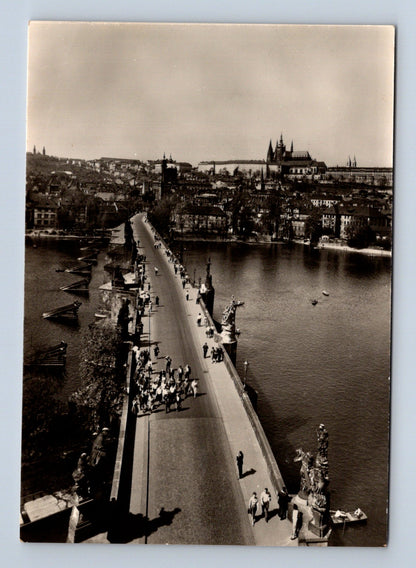 Pohlednice Praha Karlův most a Pražský hrad (M28935)